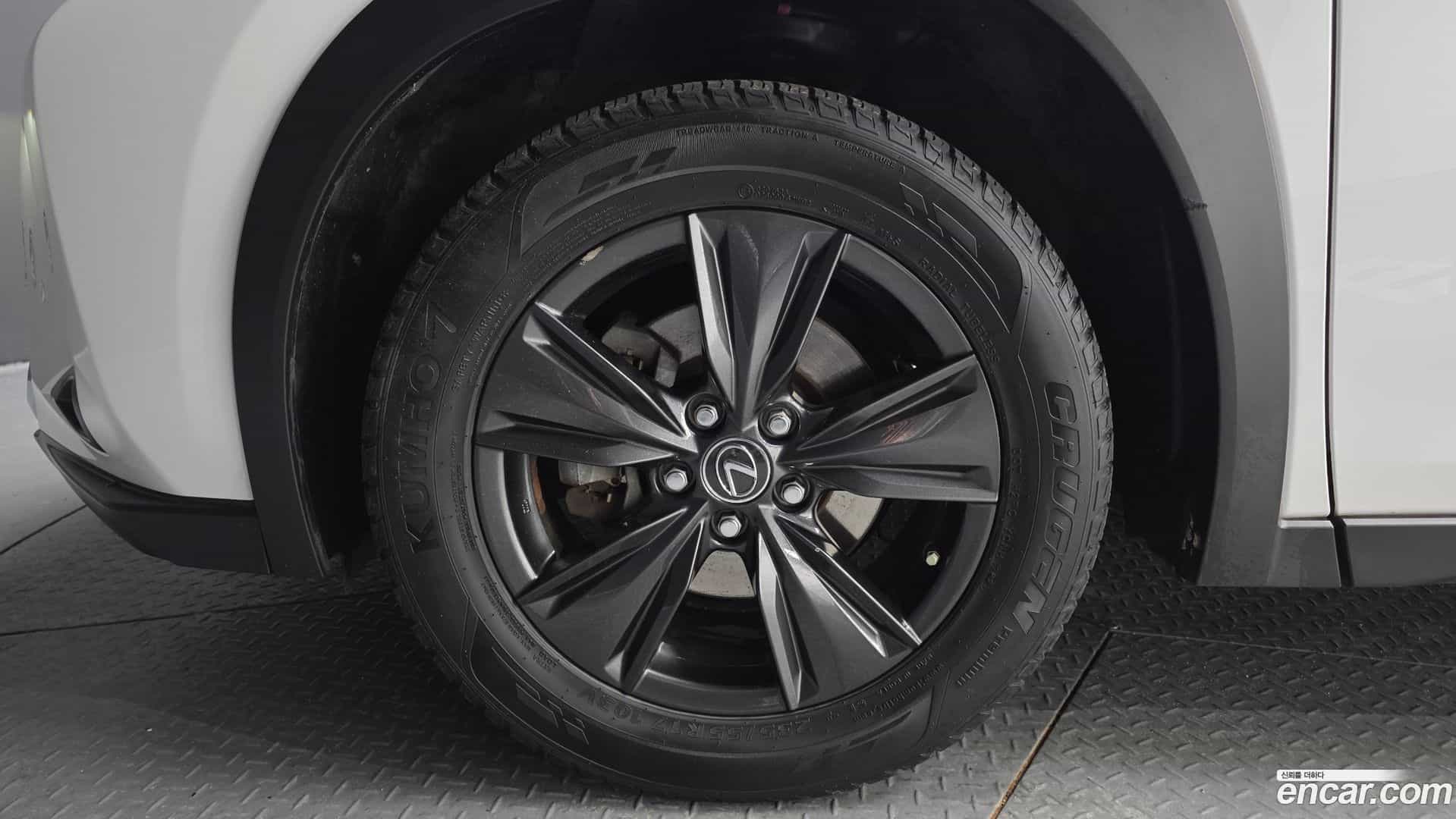 UX Lexus 2020.4-OUTER-005