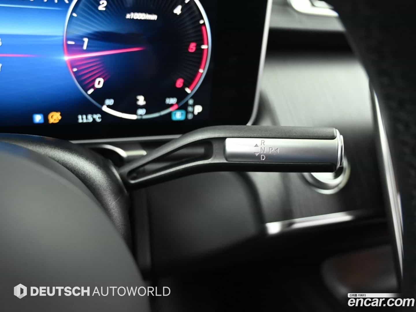 S-Class Mercedes-Benz 2022.1-INNER-009