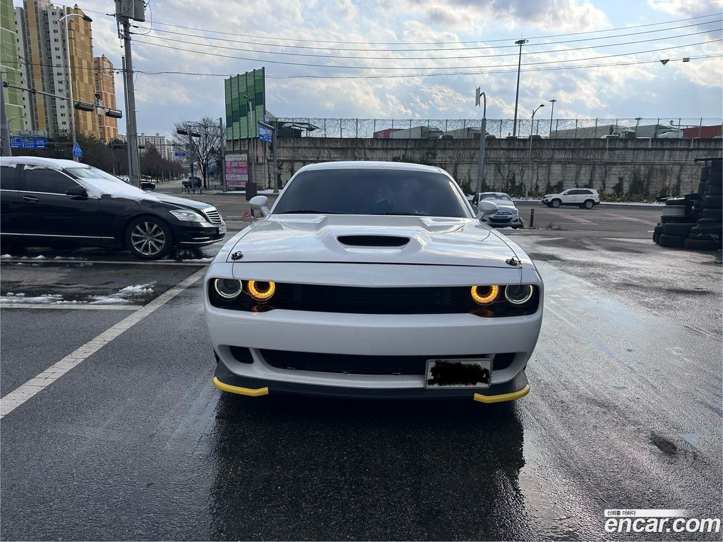 Main__Slider__Photo:Challenger Dodge 2017.11-0