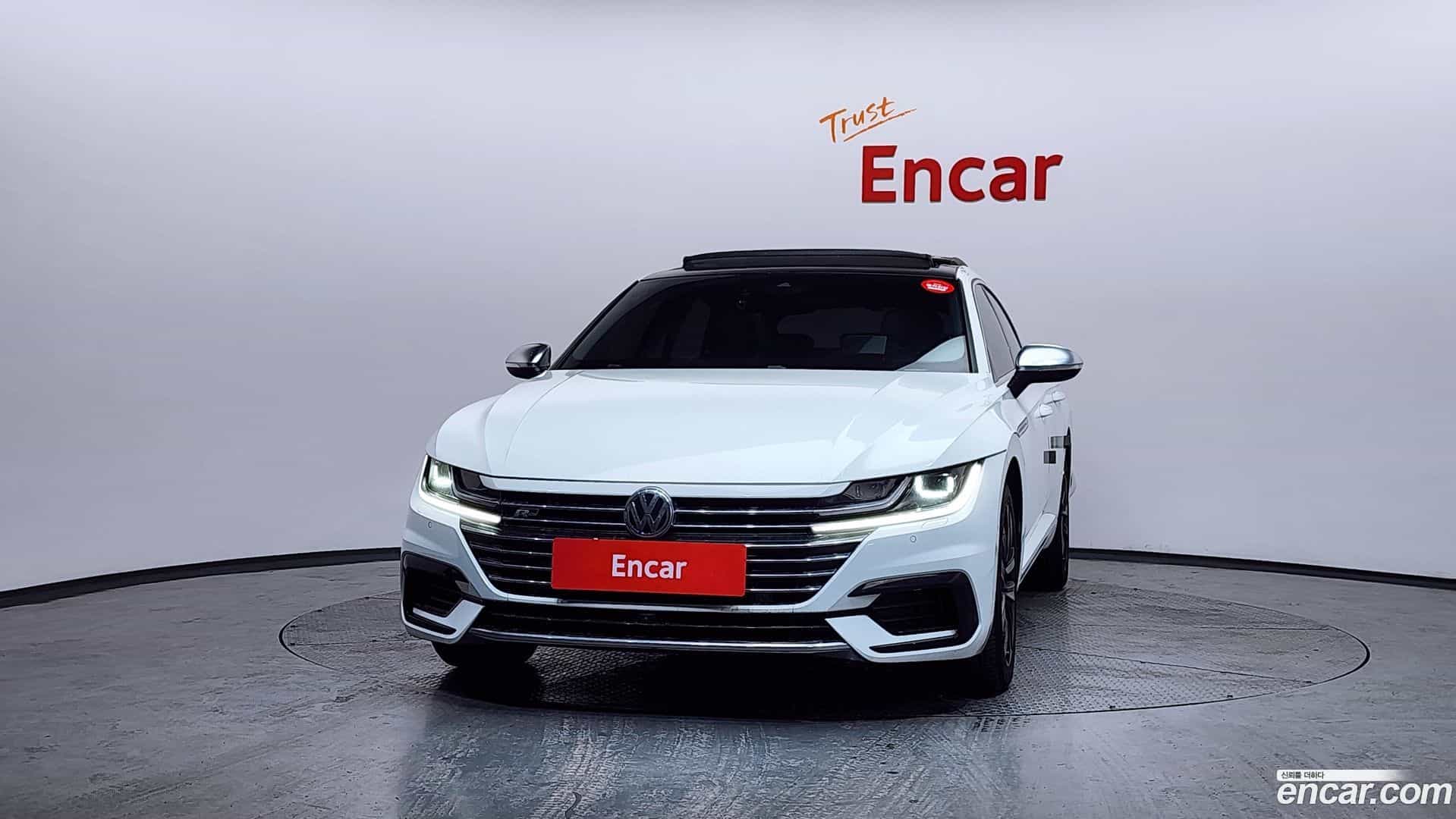 Arteon Volkswagen 2019.11-OUTER-003
