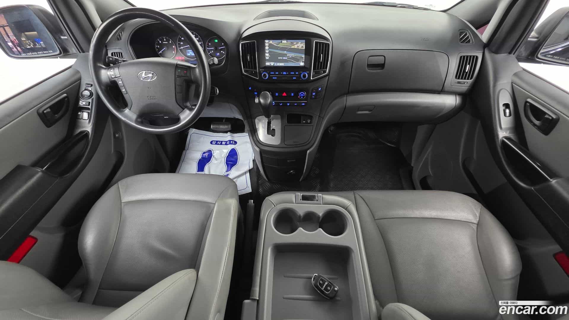 Starex Hyundai 2017.5-INNER-007