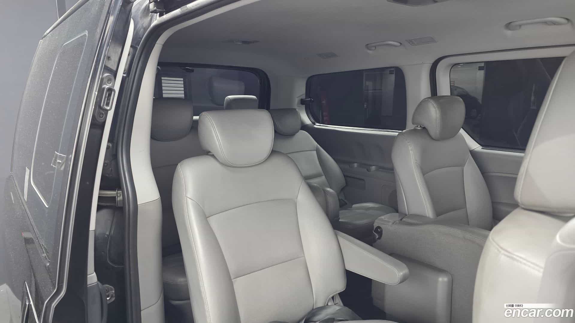 Starex Hyundai 2017.5-OPTION-043