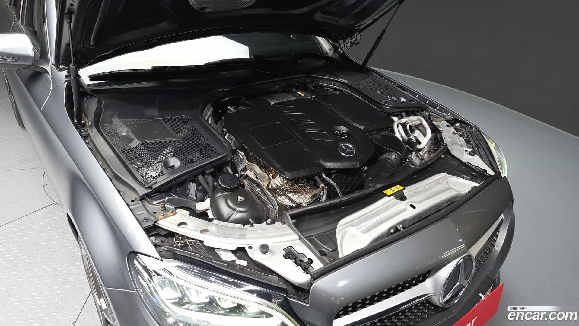 C-Class Mercedes-Benz 2019.5-OUTER-006