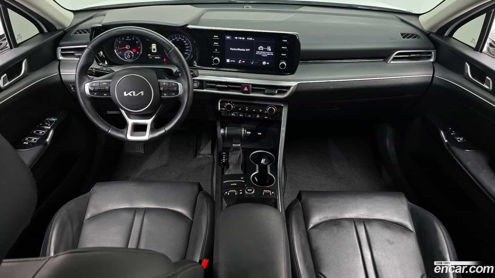 K5 Kia 2023.0-INNER-007