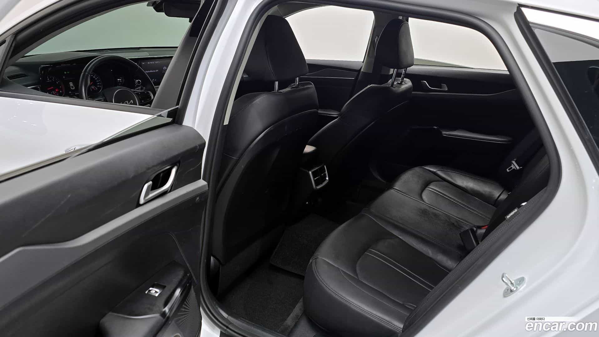 K5 Kia 2023.0-OPTION-015