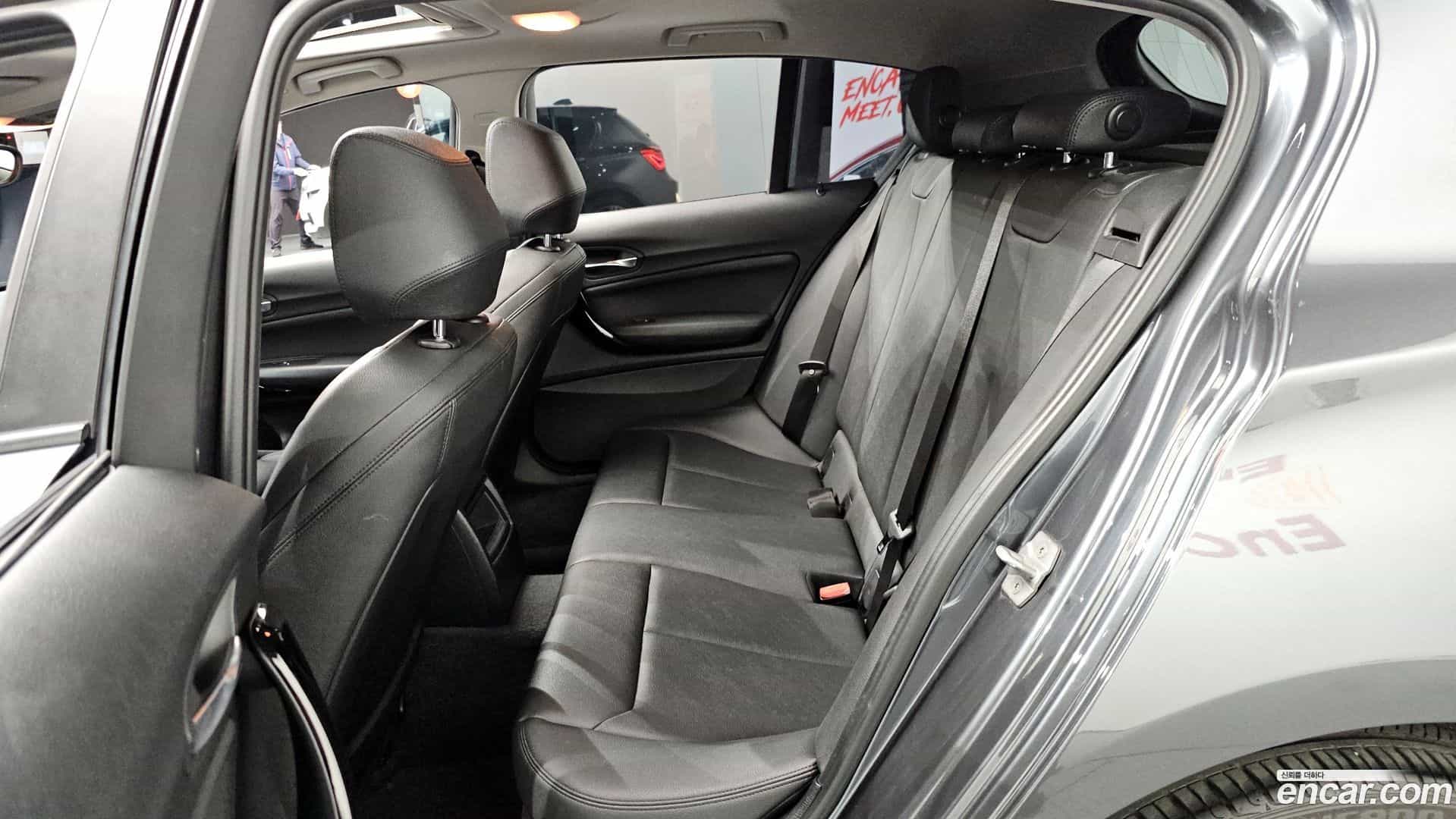 1-Series BMW 2018.11-INNER-036