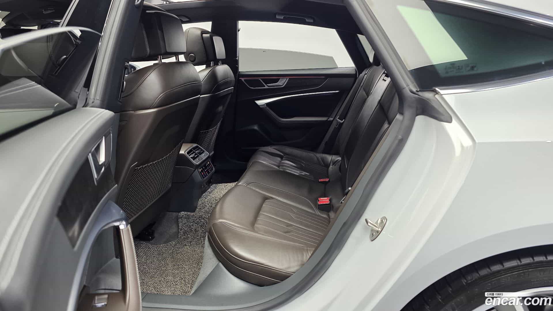 A7 Audi 2021.2-INNER-036