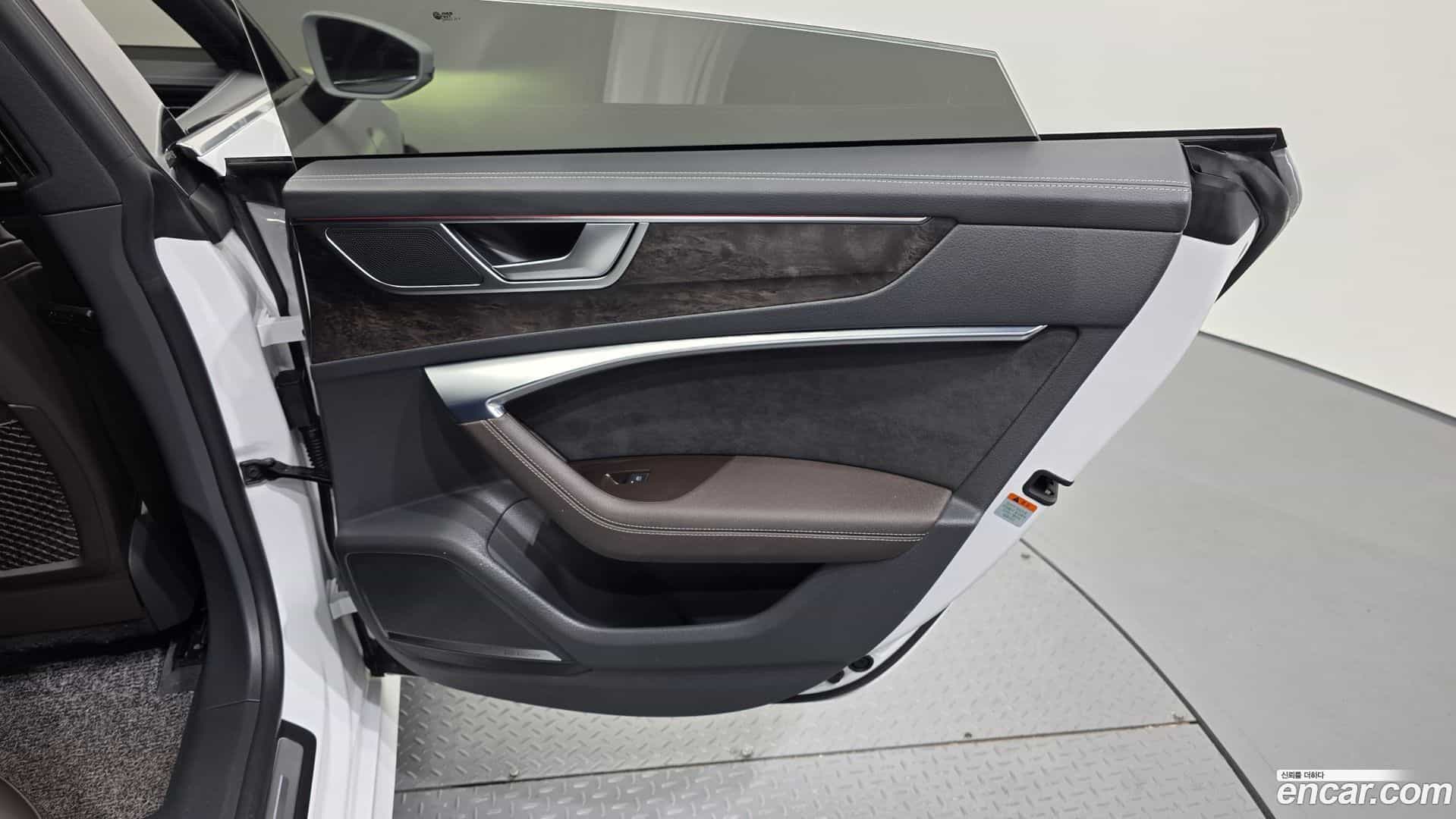 A7 Audi 2021.2-OPTION-045