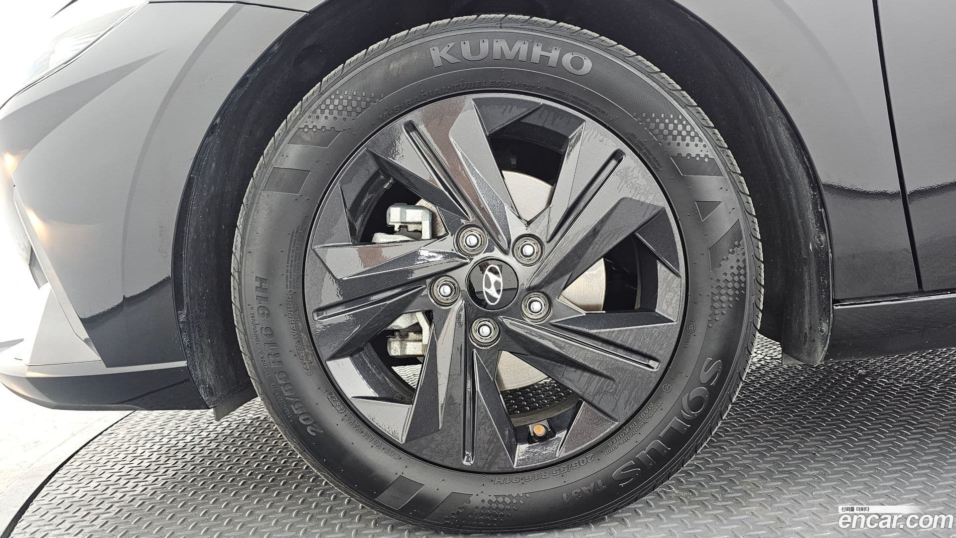 Main__Slider__Photo:AVANTE Hyundai 2021.1-4