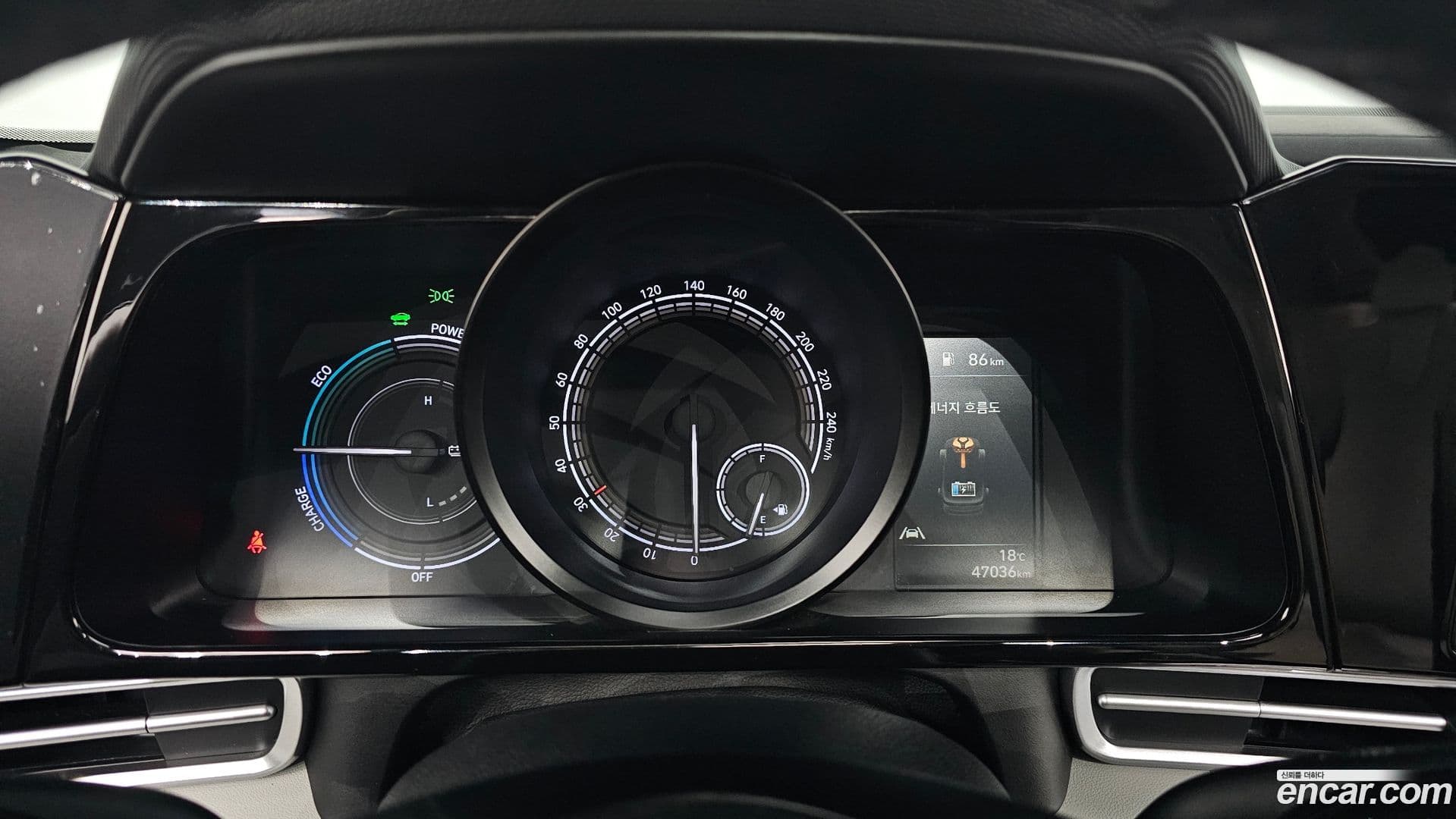 Main__Slider__Photo:AVANTE Hyundai 2021.1-7