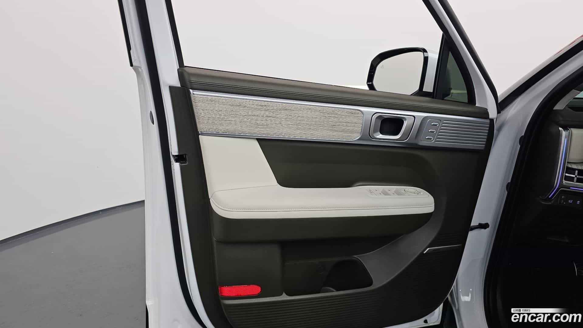 Santafe Hyundai 2025.1-INNER-034