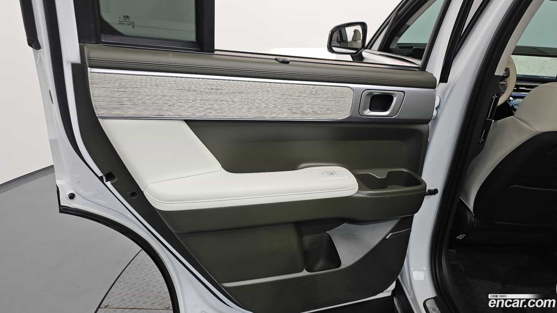 Santafe Hyundai 2025.1-INNER-035
