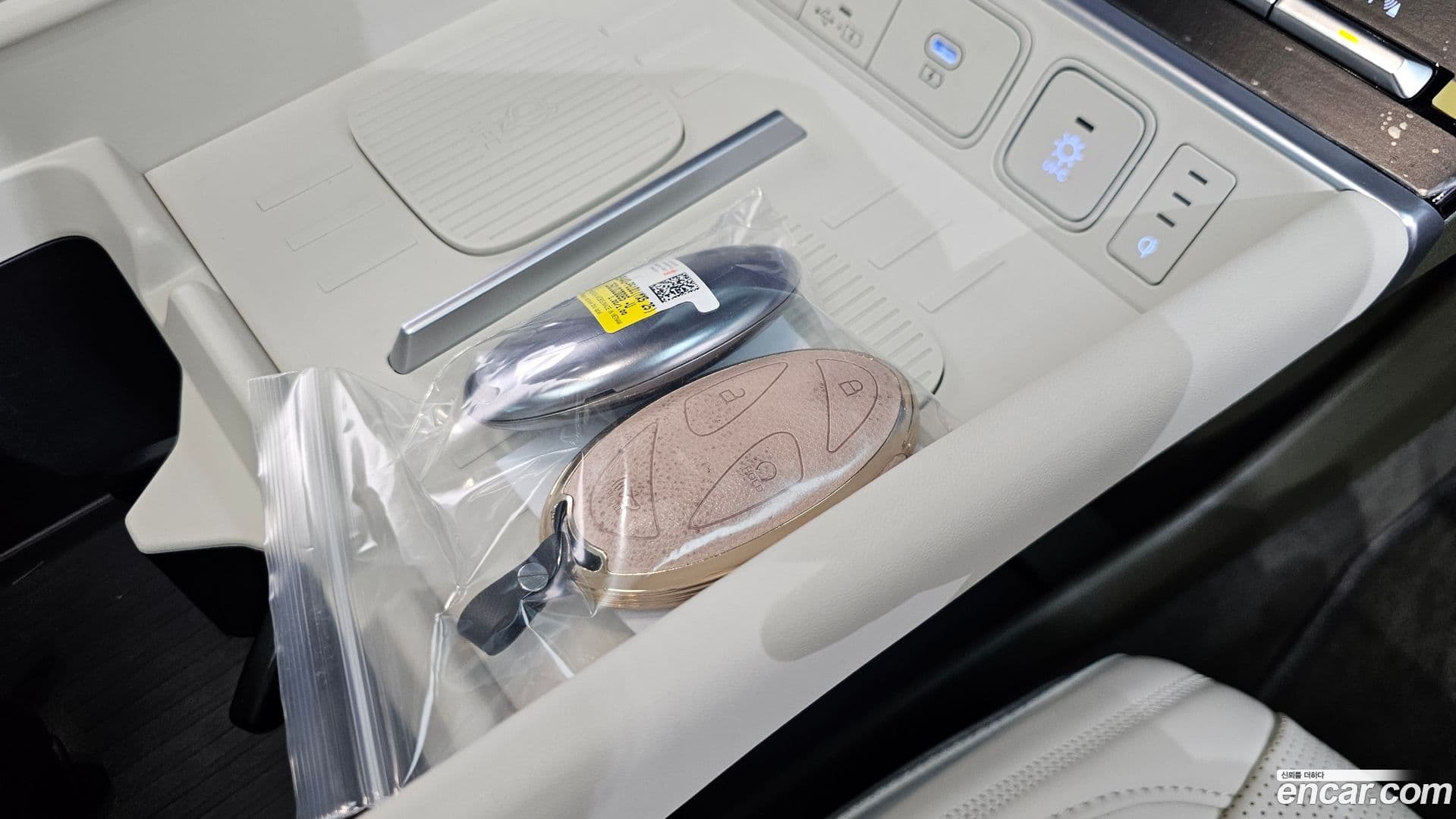 Main__Slider__Photo:Santafe Hyundai 2025.1-31
