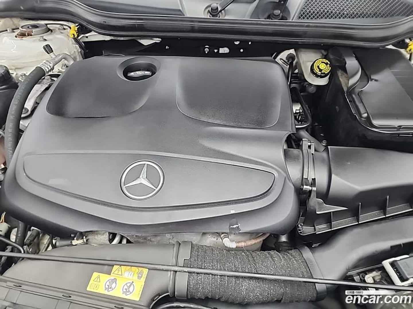 CLA-Class Mercedes-Benz 2017.4-OUTER-005