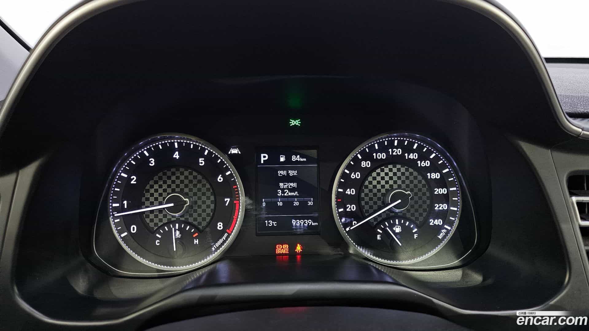 AVANTE Hyundai 2019.2-INNER-008