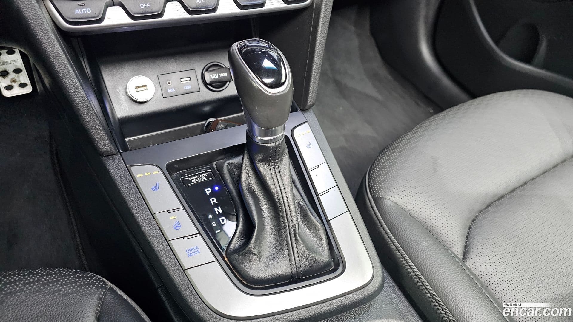 Main__Slider__Photo:AVANTE Hyundai 2019.2-8