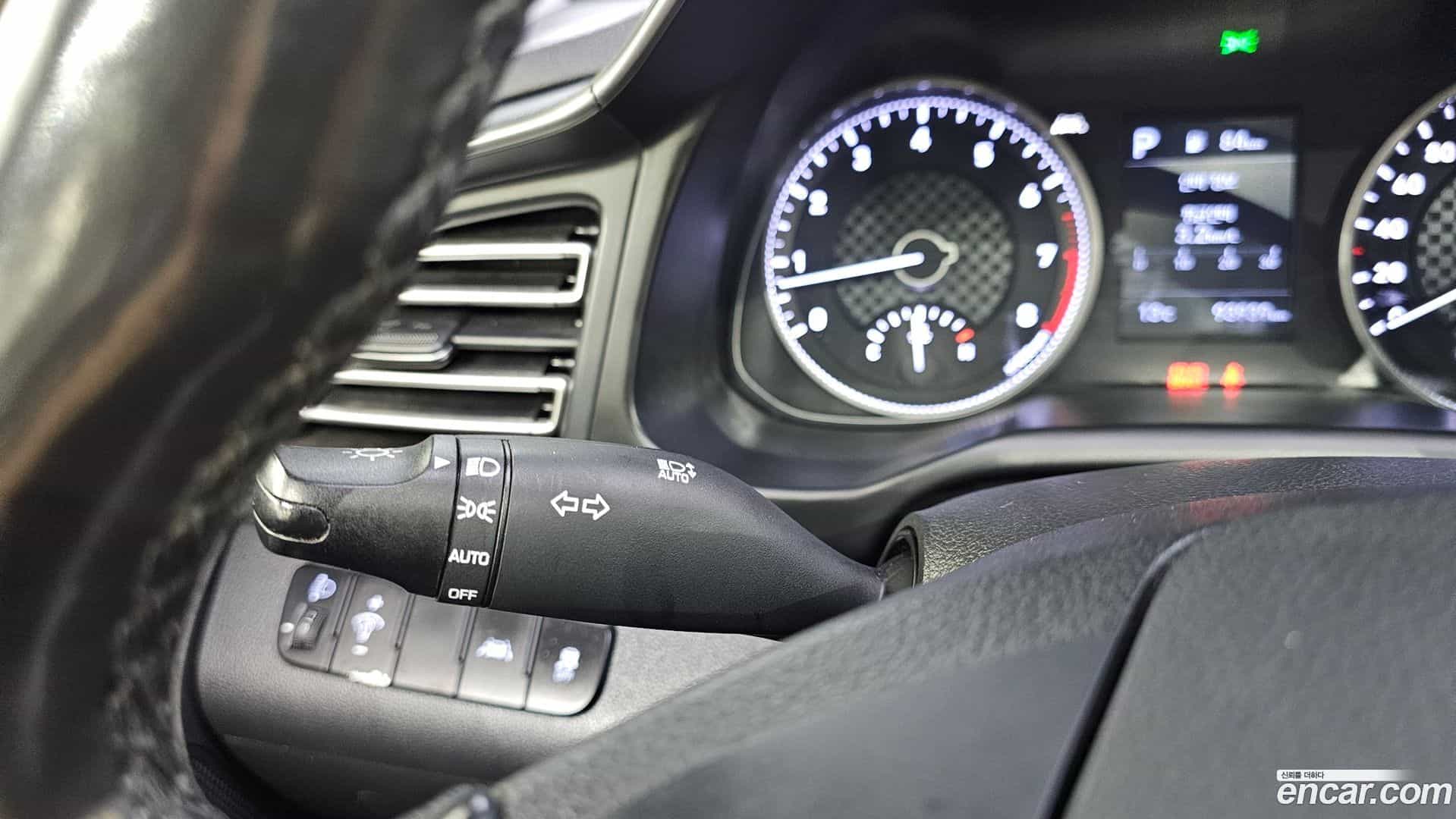 AVANTE Hyundai 2019.2-OPTION-021