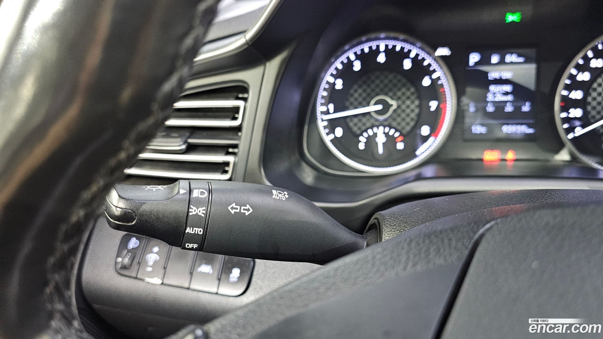 Main__Slider__Photo:AVANTE Hyundai 2019.2-16