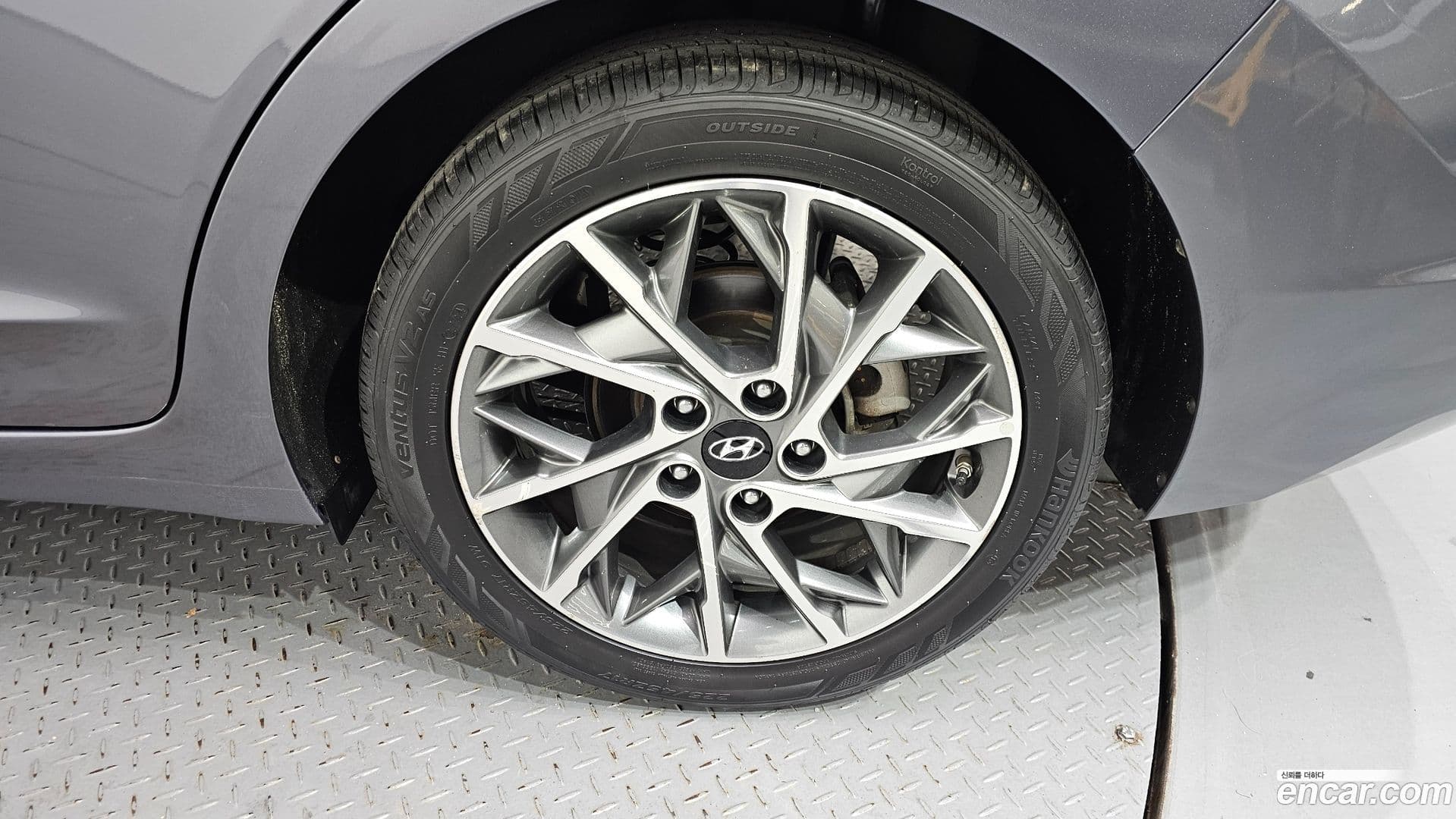 Main__Slider__Photo:AVANTE Hyundai 2019.2-20