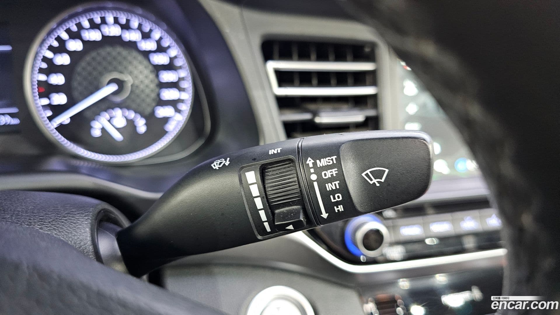 Main__Slider__Photo:AVANTE Hyundai 2019.2-26