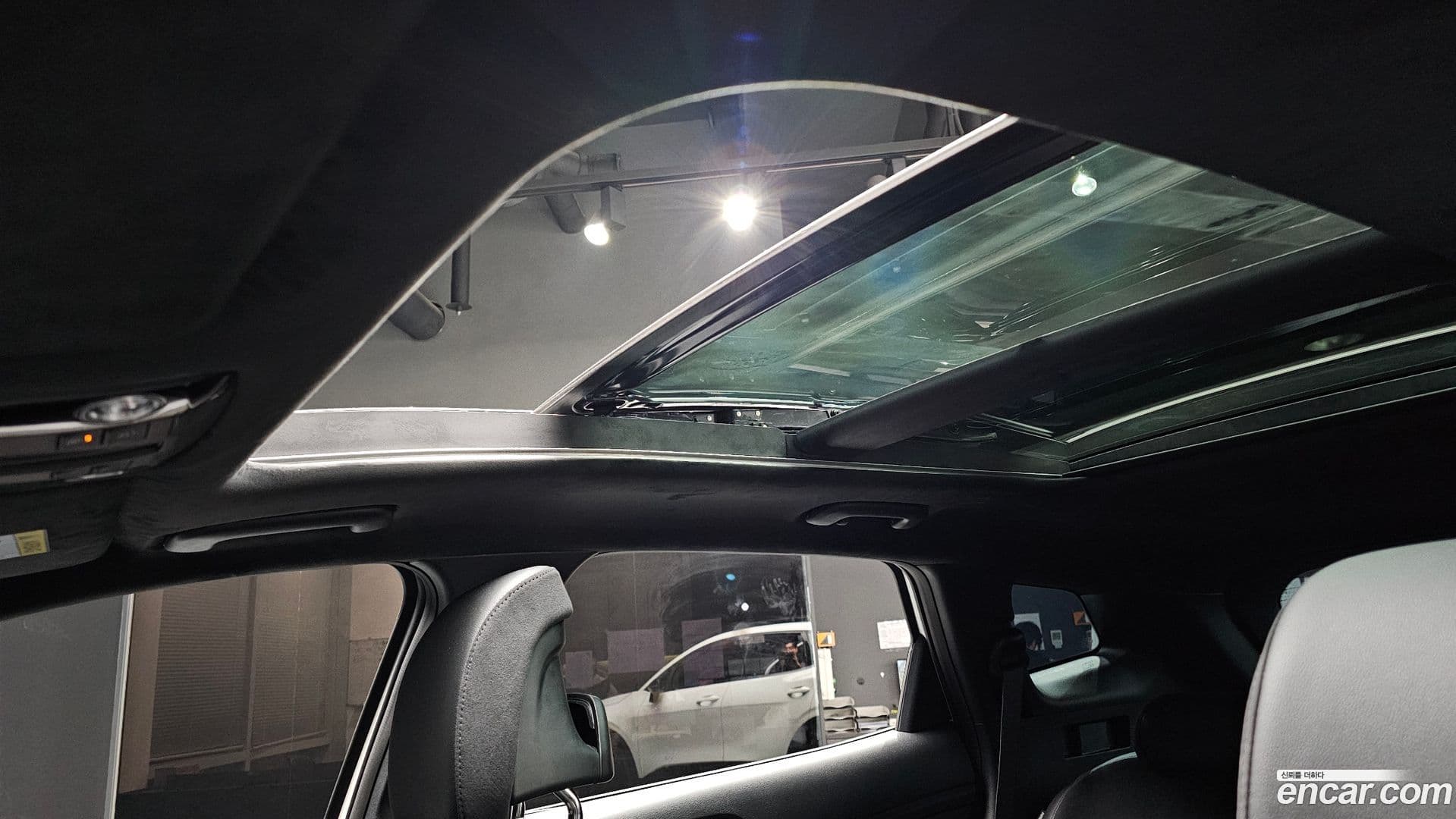 Main__Slider__Photo:Sportage Kia 2025.0-18