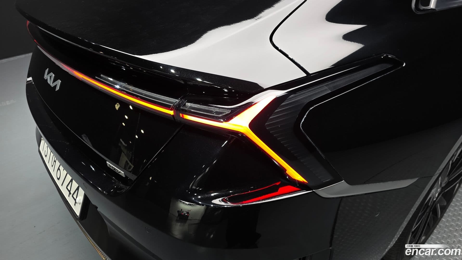 Main__Slider__Photo:K8 Kia 2024.9-22