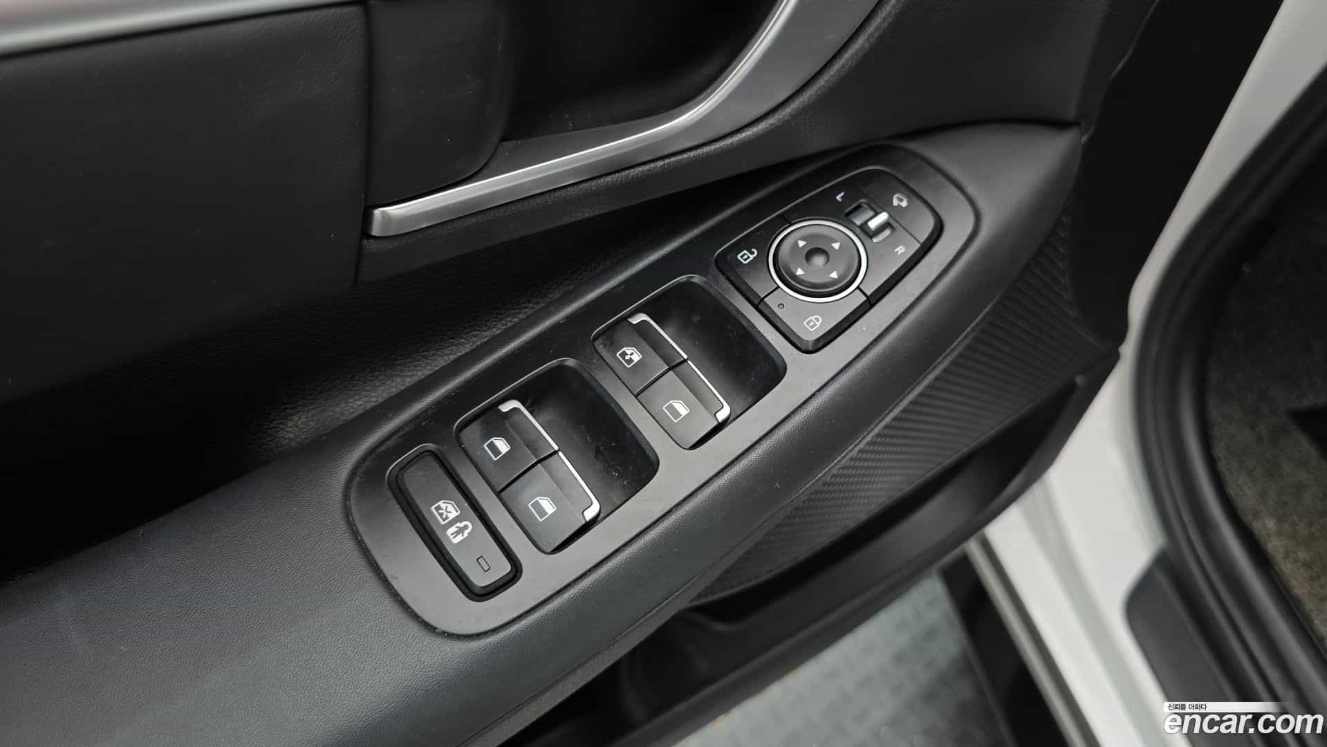 Sonata Hyundai 2022.2-OPTION-018