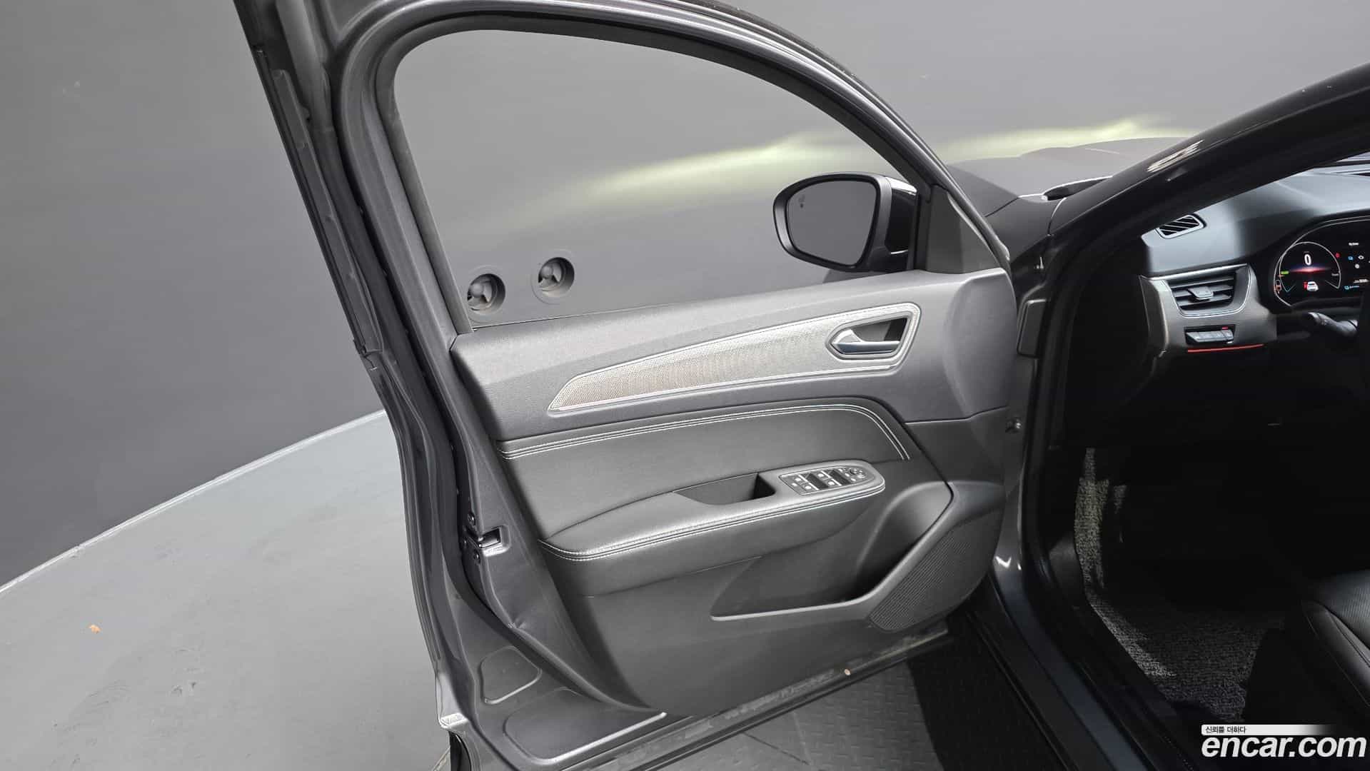 XM3 Renault Korea 2022.9-INNER-034