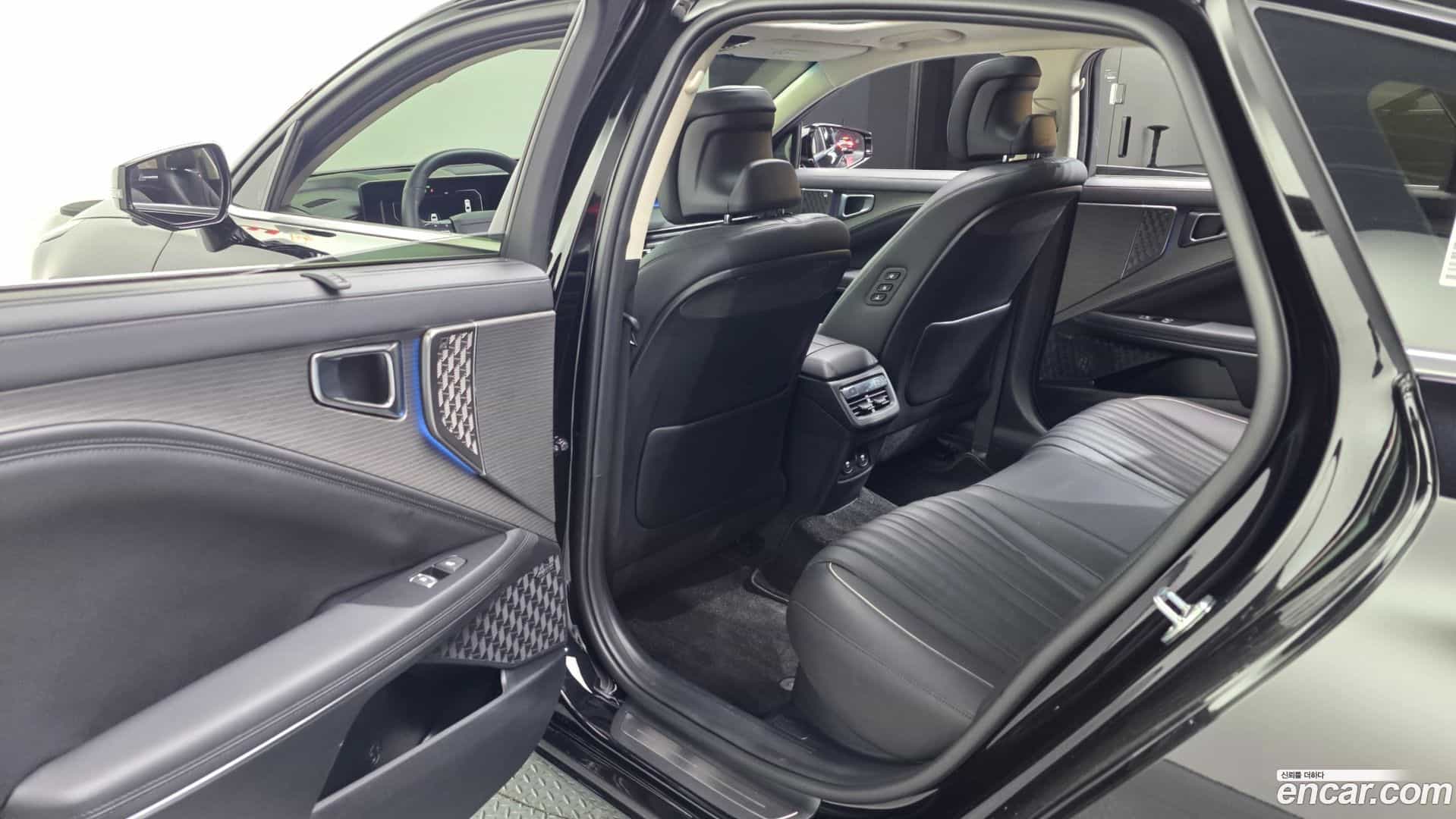 K8 Kia 2025.2-INNER-036