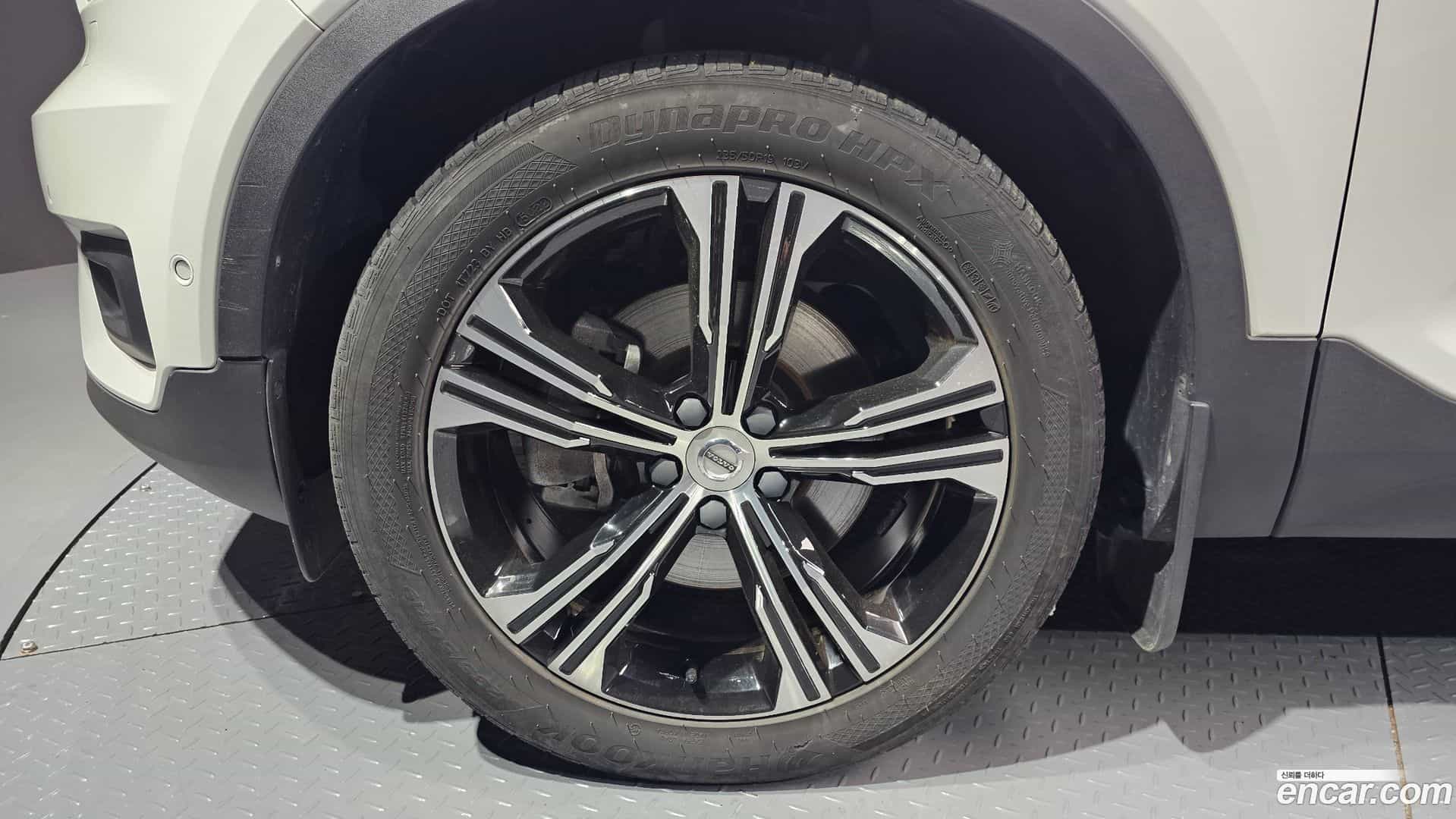 XC40 Volvo 2021.5-OUTER-005