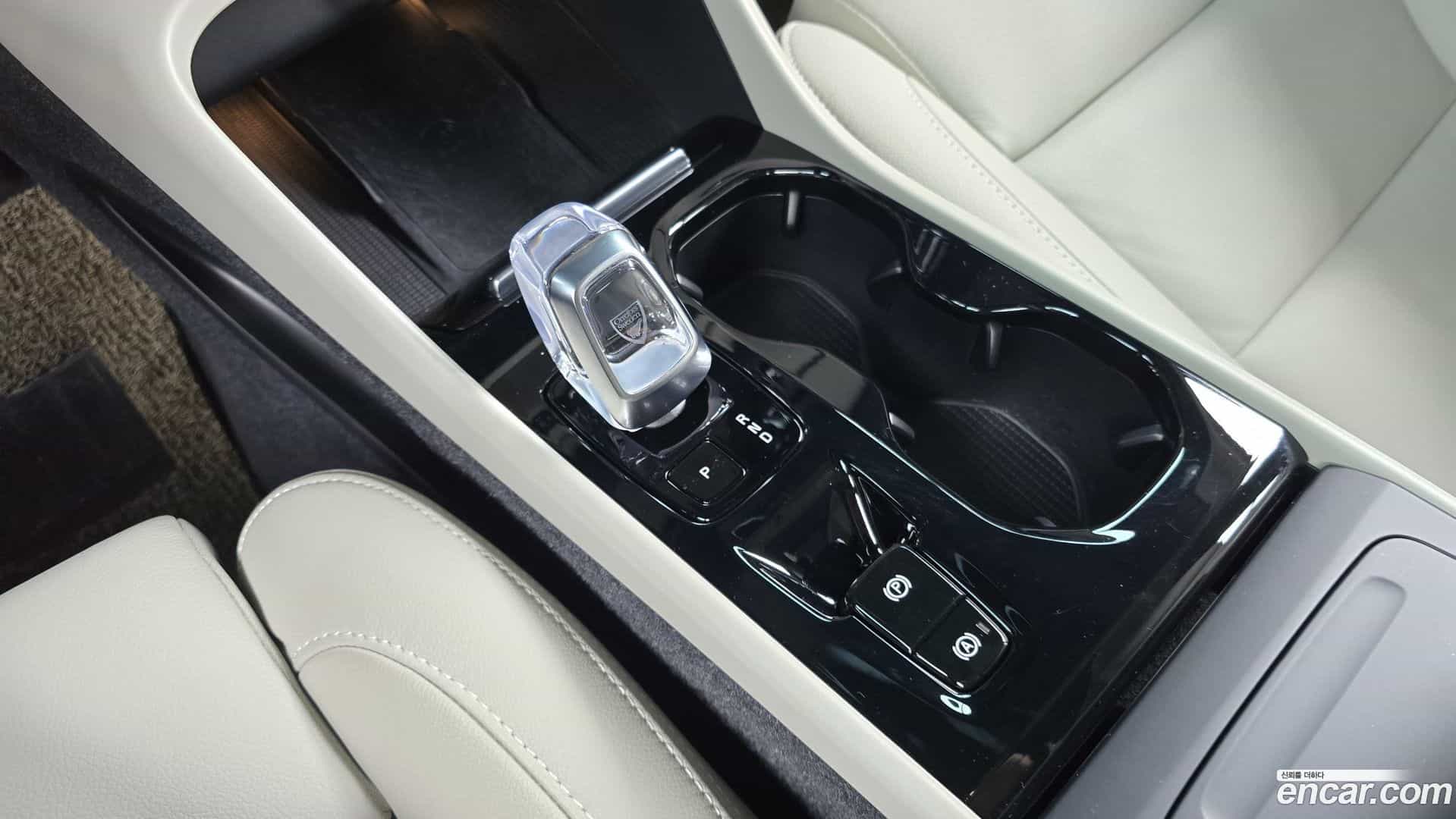 XC40 Volvo 2024.0-INNER-009