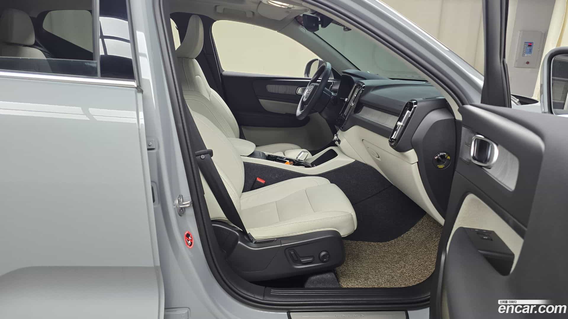 XC40 Volvo 2024.0-OPTION-015