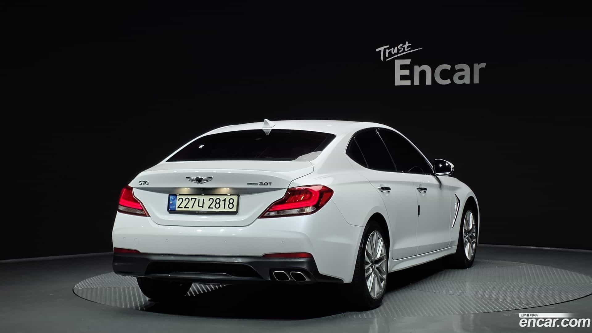 G70 Genesis 2018.10-OUTER-002