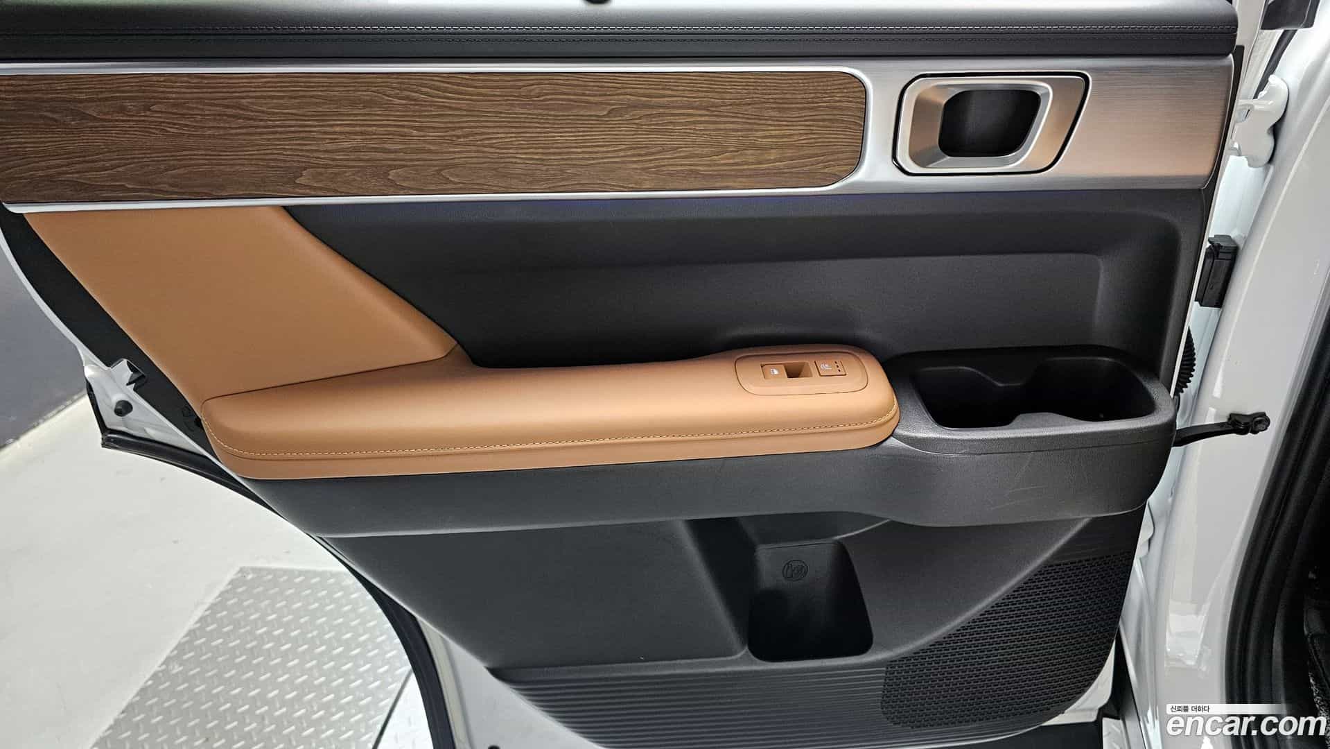 Santafe Hyundai 2024.1-INNER-035