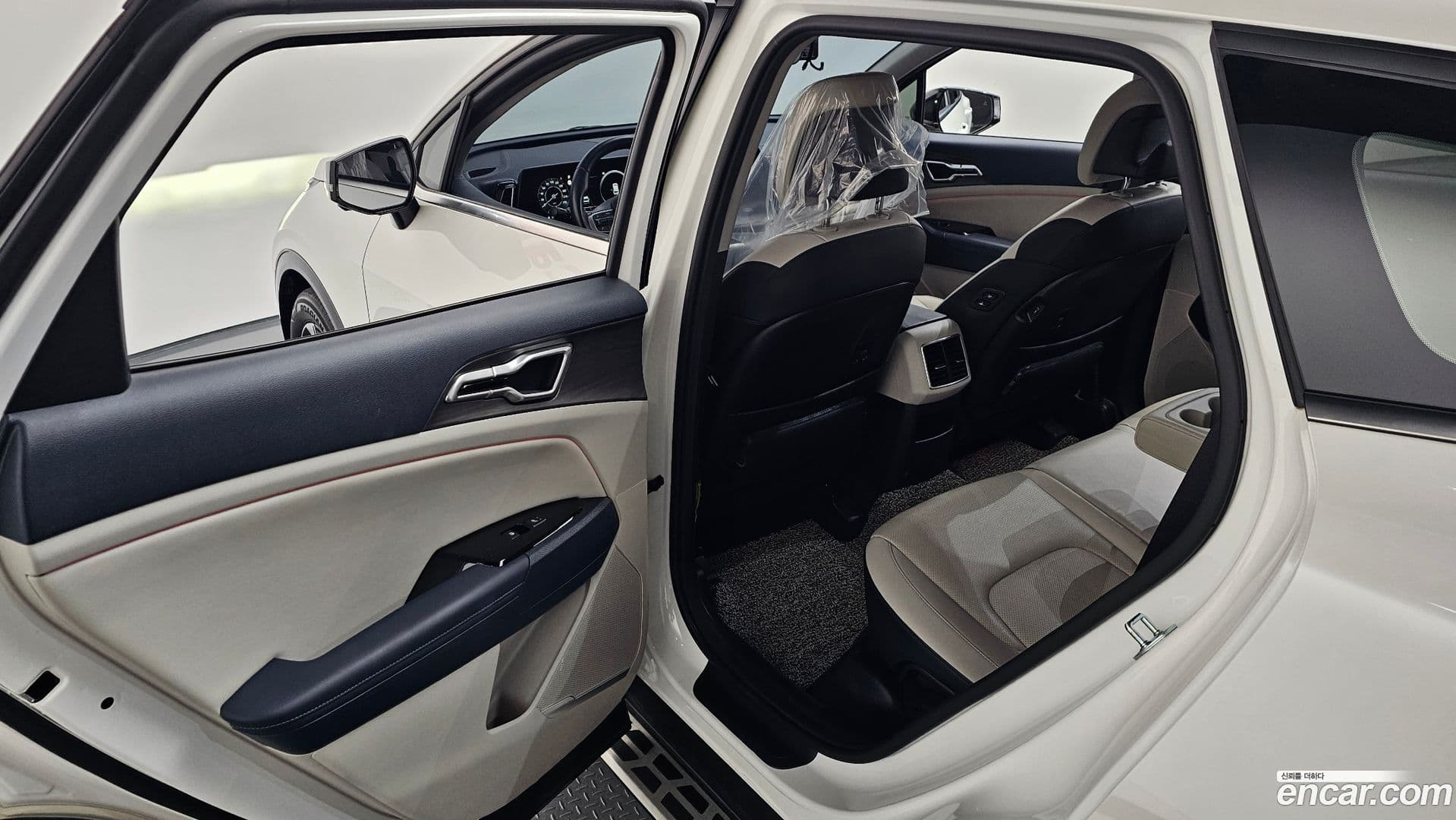 Main__Slider__Photo:Sportage Kia 2022.3-38