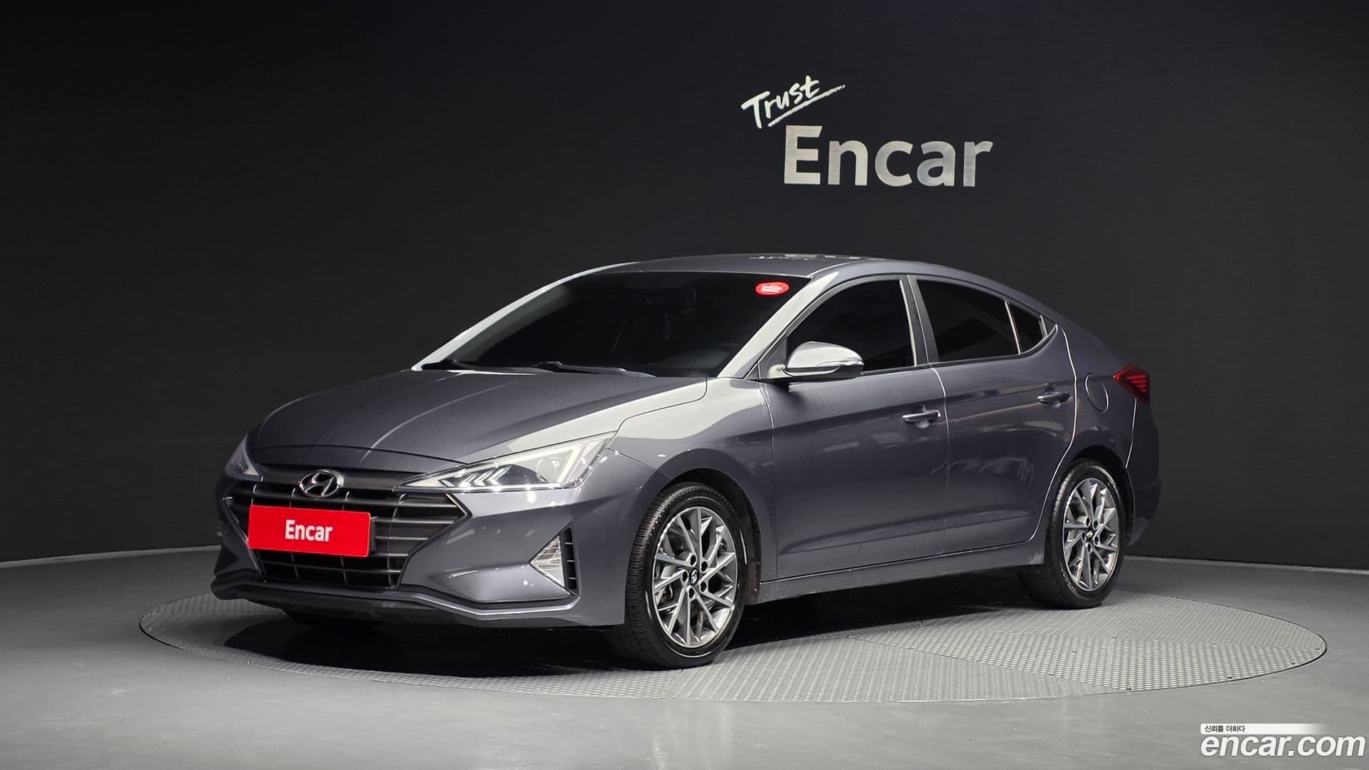 Main__Slider__Photo:AVANTE Hyundai 2019.5-0