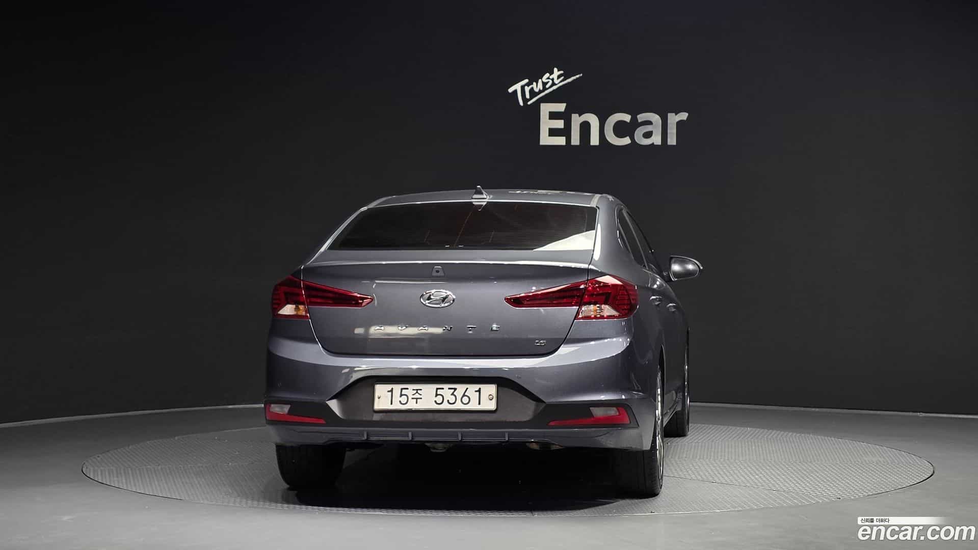 AVANTE Hyundai 2019.5-OUTER-004