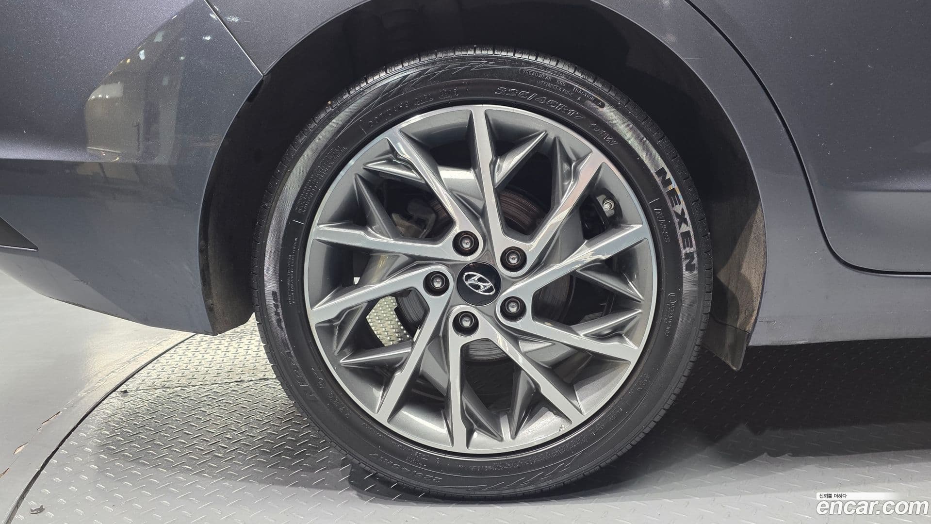Main__Slider__Photo:AVANTE Hyundai 2019.5-4
