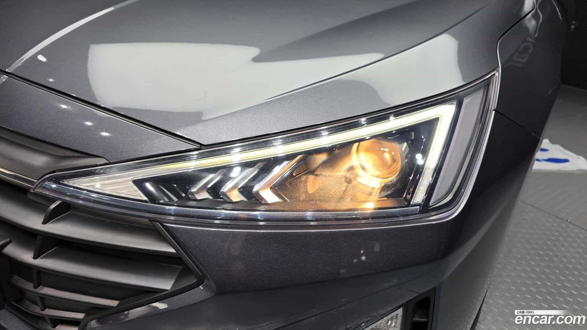 AVANTE Hyundai 2019.5-OUTER-032