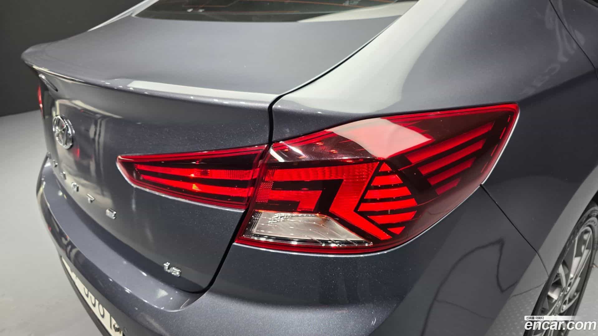 AVANTE Hyundai 2019.5-OUTER-033