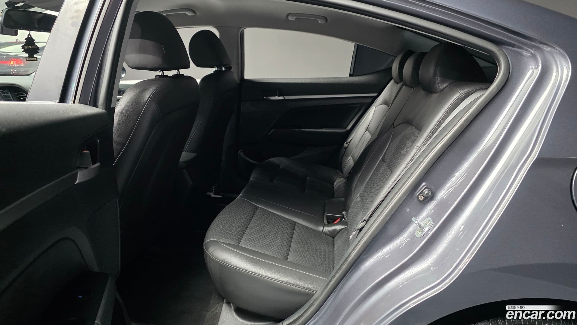 Main__Slider__Photo:AVANTE Hyundai 2019.5-25