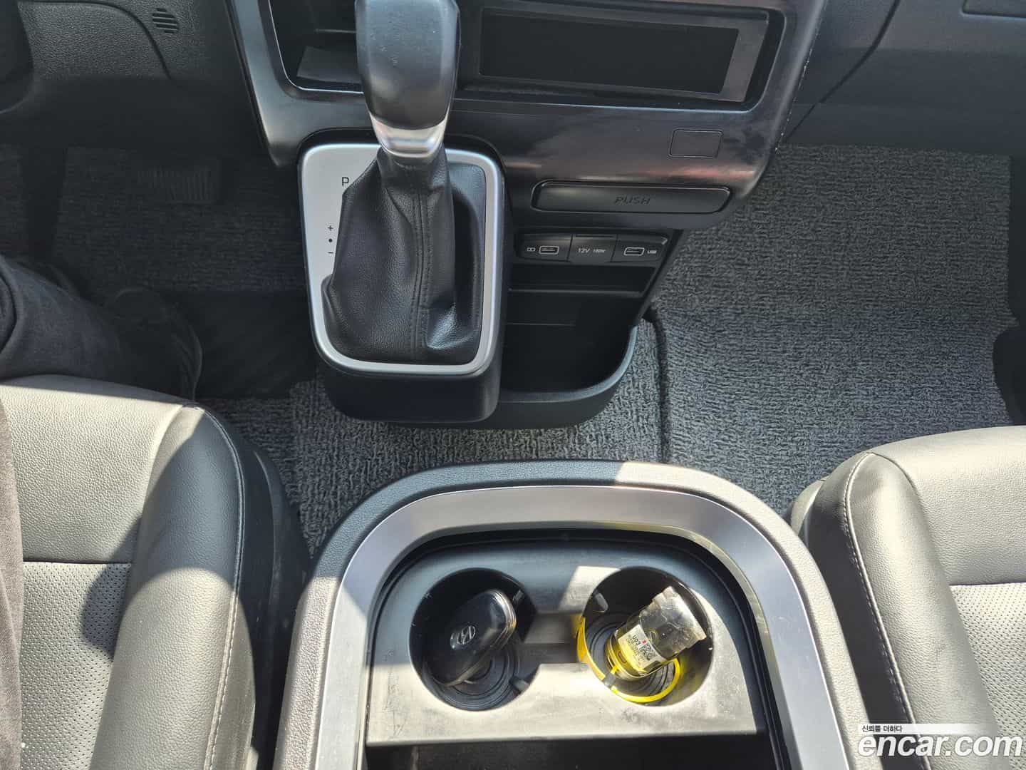 Staria Hyundai 2023.4-OPTION-016