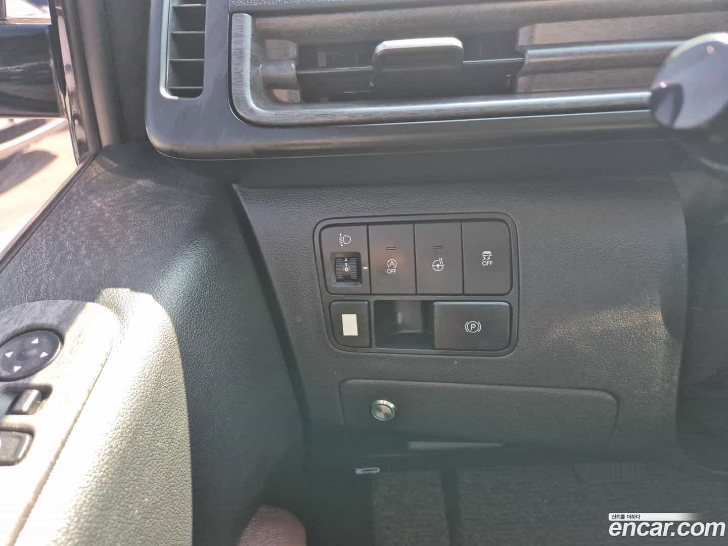 Staria Hyundai 2023.4-OPTION-018