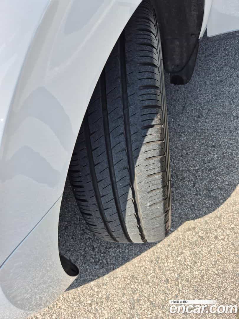Staria Hyundai 2023.4-OPTION-023