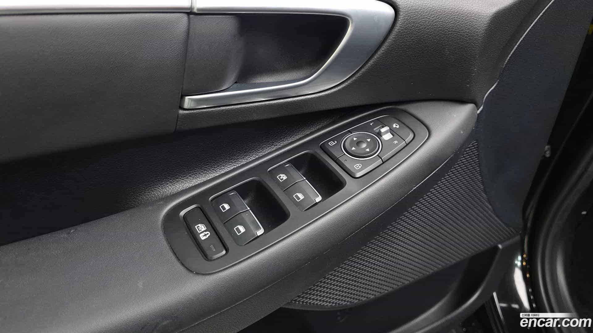 Sonata Hyundai 2019.6-OPTION-041