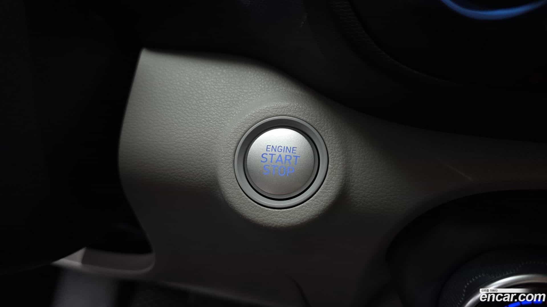 Venue Hyundai 2022.4-OPTION-024