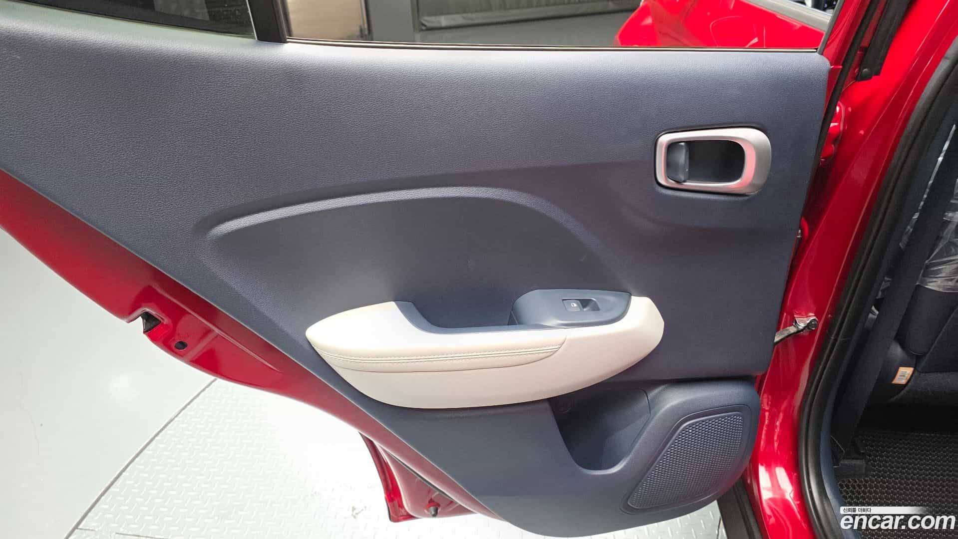 Venue Hyundai 2022.4-INNER-035