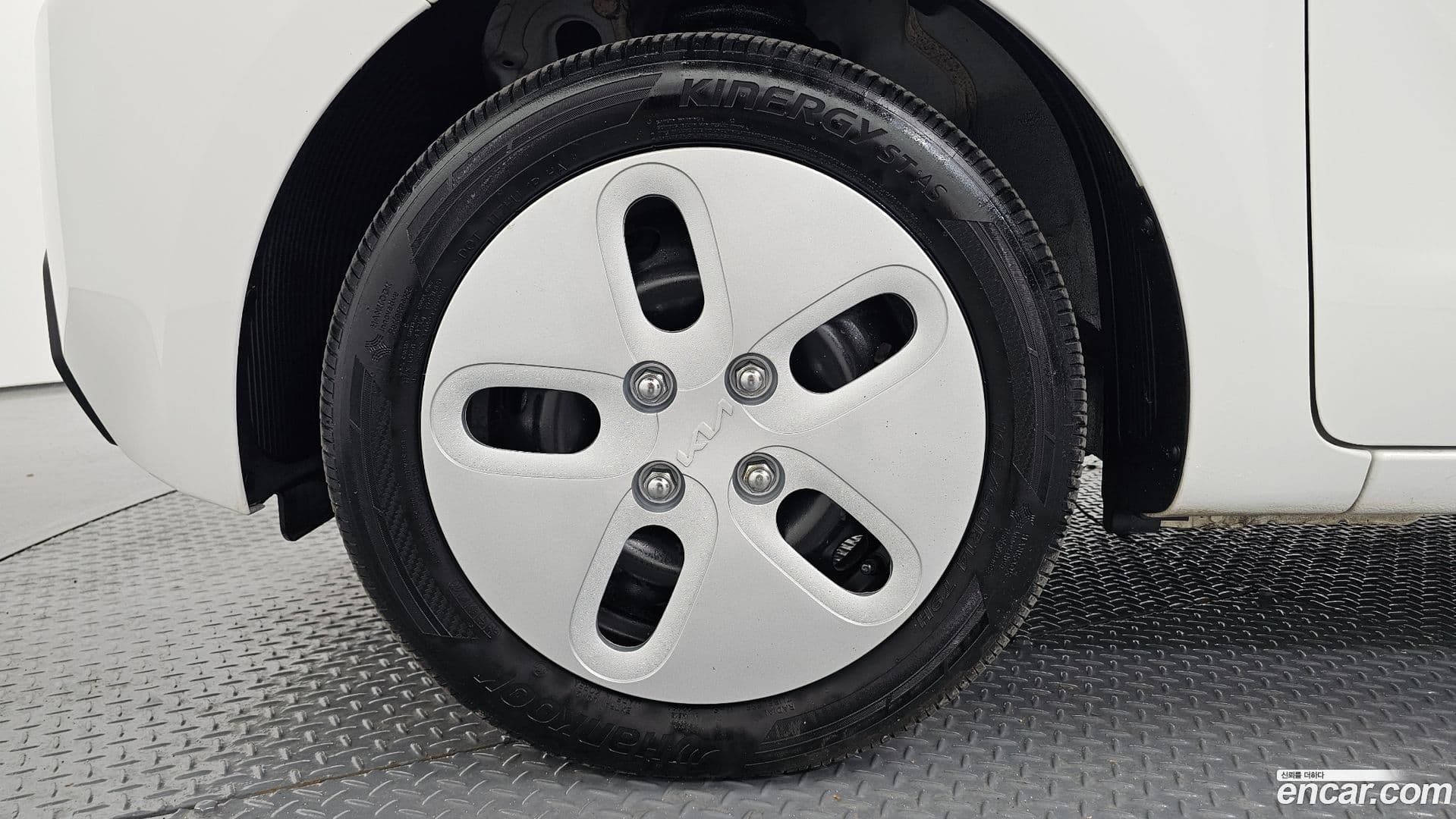 Main__Slider__Photo:RAY Kia 2024.10-4