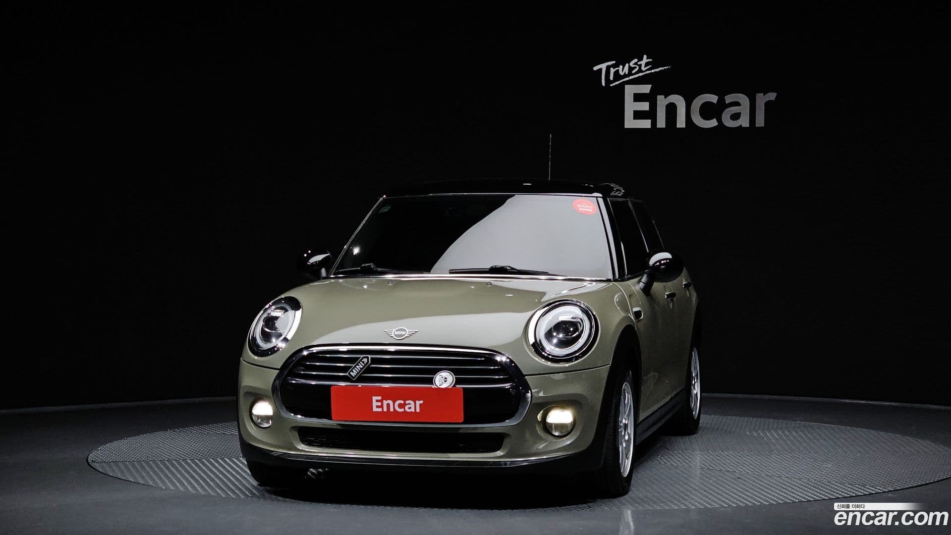 Main__Slider__Photo:Cooper Mini 2018.8-2