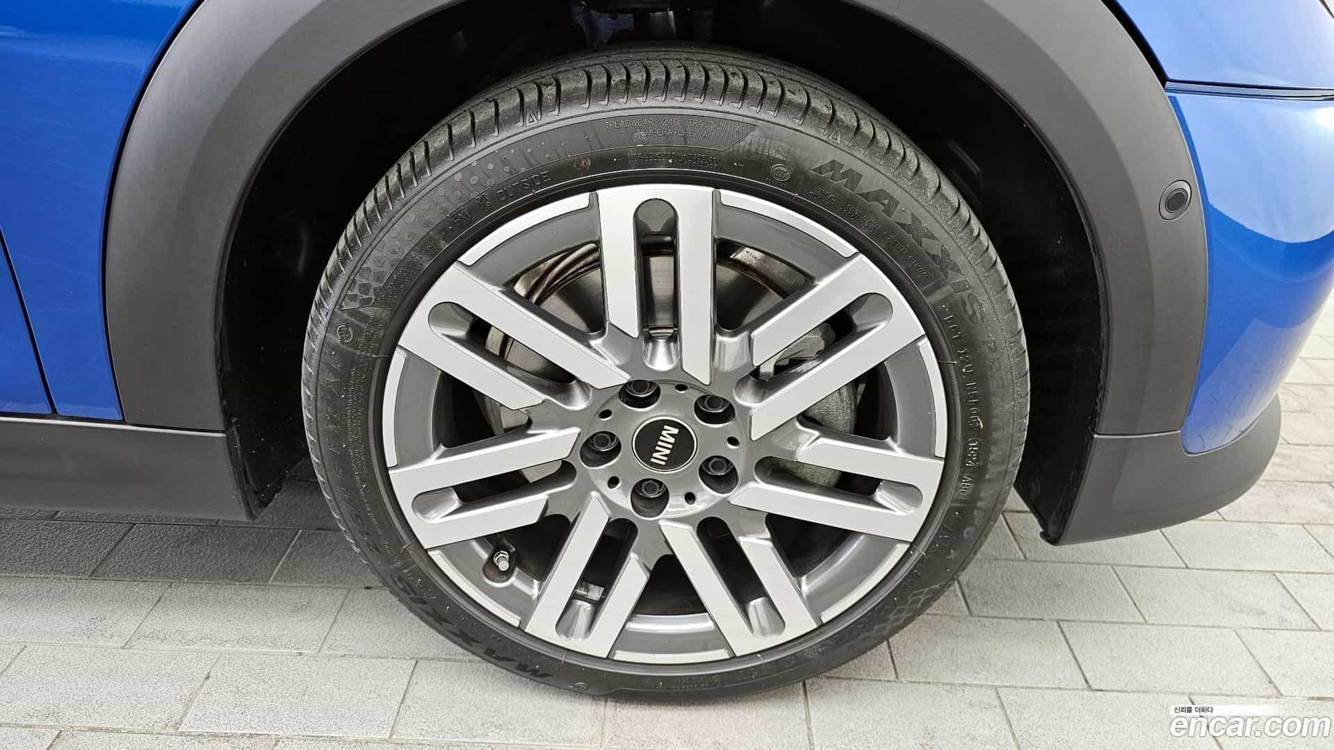 Cooper Mini 2025.11-OUTER-031